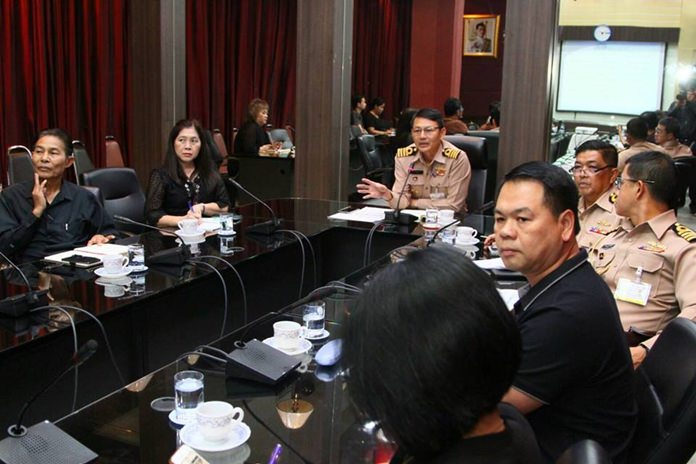 Navy Capt. Jeerapol Wongwit, deputy commander of the Battle Squadron Training Division, chairs a planning meeting for the “culture and color” parade along Beach Road during the International Fleet Show Nov. 19.
