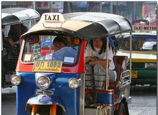 Tuk-Tuk.