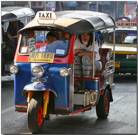 Tuk-Tuk.