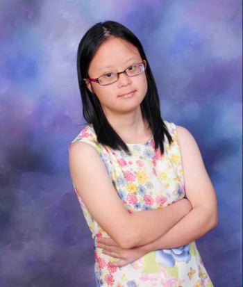 Catleeya Asavanant, Thailand’s first successful artist with Down syndrome.