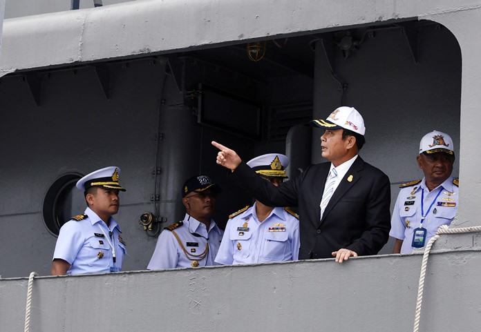 General Prayut Chan-o-cha takes off to the middle of the bay for the official opening.