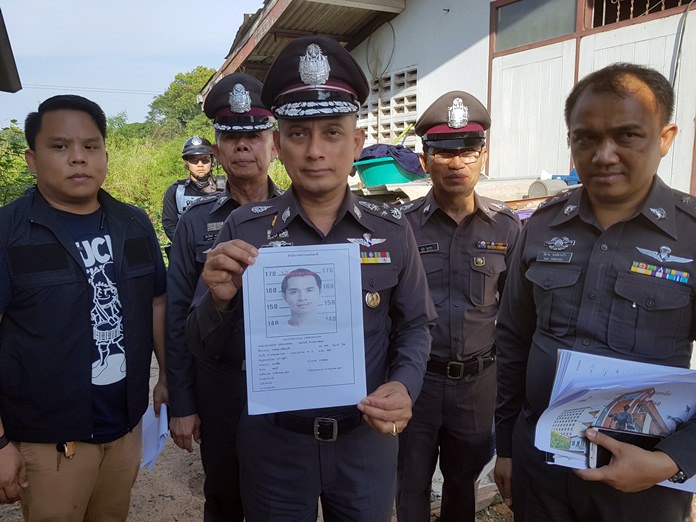 Deputy national police chief Pol. Gen. Weerachai Srongmetha says an arrest warrant and 10,000-baht reward have been issued for the arrest of Chana Chaloemyat for allegedly brutalizing his 19-month-old stepdaughter.