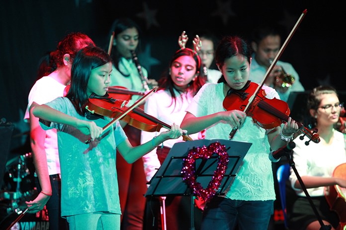 The GIS Christmas Concert featured talented musicians and singers.