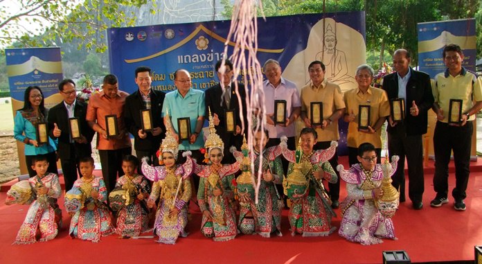 Officials gather to announce how Big Buddha Hill will be lit by lanterns this weekend as artists put on traditional culture shows at the 5th Khao Chee Chan Festival.