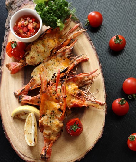 Delicious river prawns at Hilton Pattaya throughout January and February.
