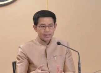 Lt Gen Sansern Kaewkamnerd.