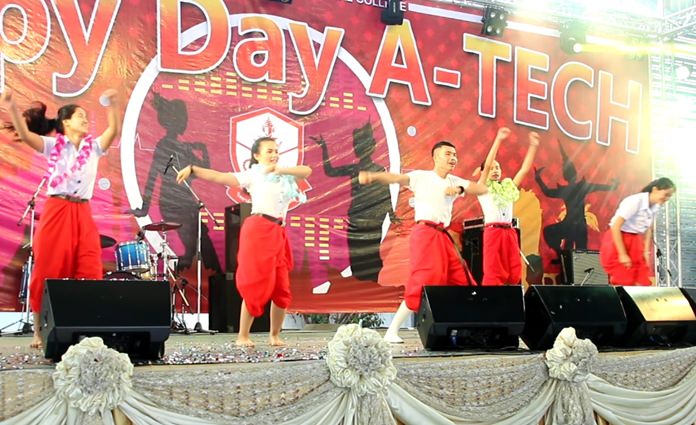 Aksorn Pattaya School organize a “happy day” to encourage students to spend their free time educationally.