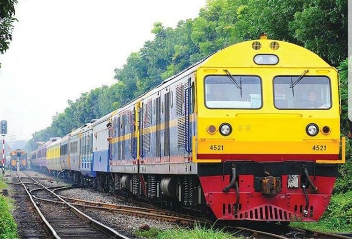 The State Railway of Thailand will launch a weekend train service to Pattaya that will include one- or two-day tours of area tourist attractions.