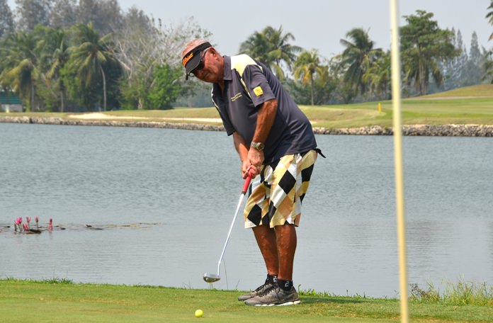 A PSC golfer aims for gold at Khao Kheow.
