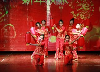 Year 9 students put on a traditional lantern dance.