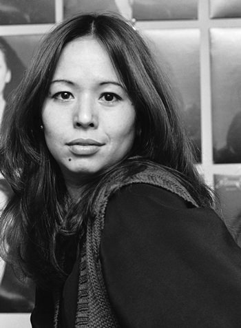 Yvonne Elliman poses in Los Angeles in this March 20, 1978 file photo. (AP Photo)