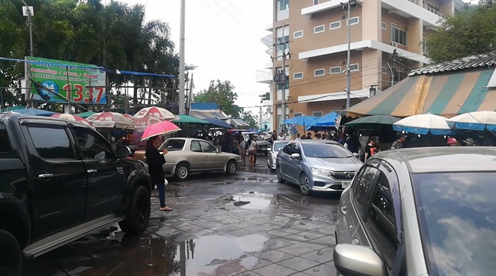 Tourists and neighbors around Lan Pho Public Park say traffic has gotten so bad that there no longer is enough parking.