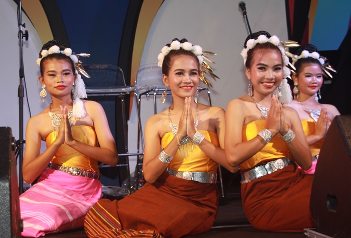 Thai Traditional dances attract a great crowd for the occasion.