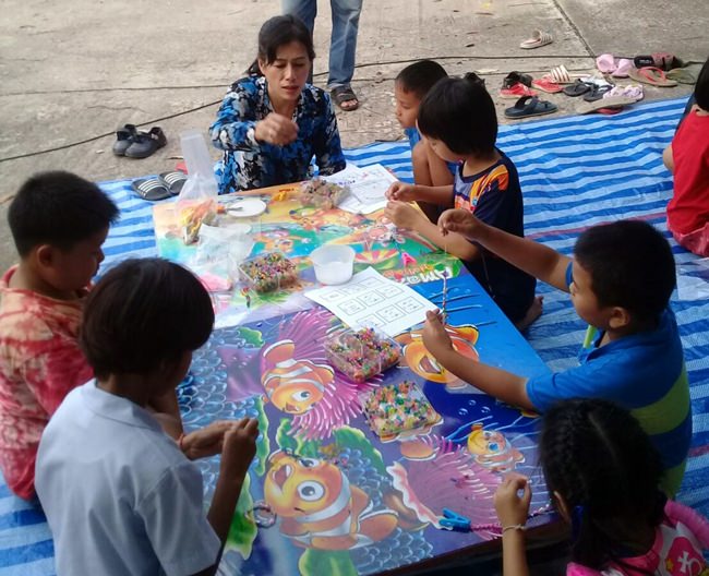 Community leaders organized worthwhile activities for children in the neighborhood.