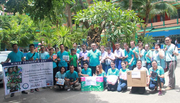 The operators of the Avani Pattaya Hotel & Spa donated 40,000 baht in computers and visual aids to blind students from the Father Ray Foundation on Minor Power Day.