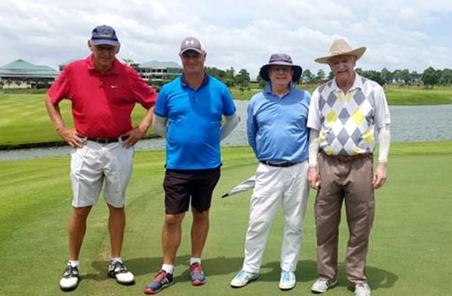 PSC golfers enjoy the day at Pattana Golf Club & Resort.