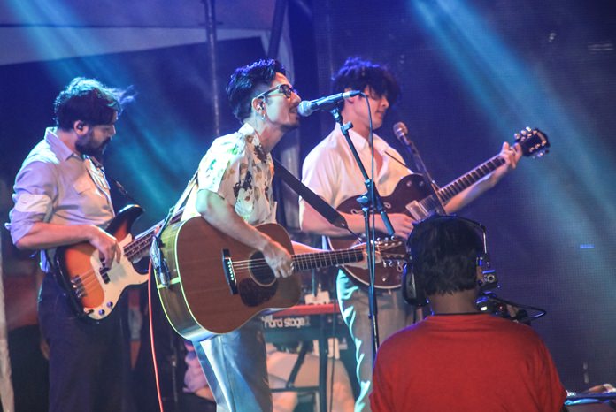 The 25 Hour band rocked the crowd with some of their major hits including ‘Tam Dai Piang’ and ‘Mod Wayla’.