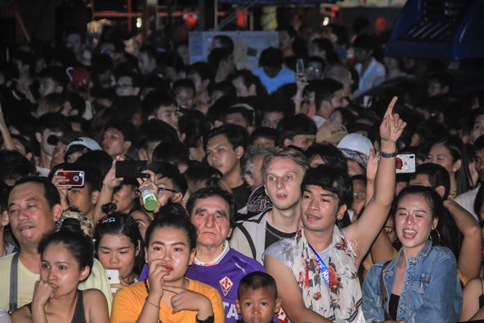 Music fans had a great time in general as the stage activities continued till late.