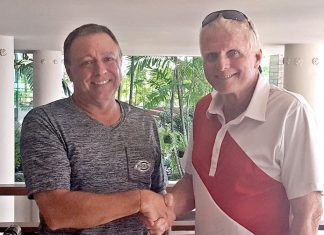 Don Carmody (right) with Tom Herrington.