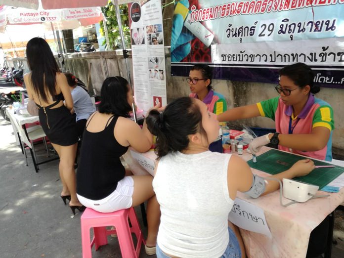 Pattaya’s Public Health Department offered free HIV tests on Soi Honey.