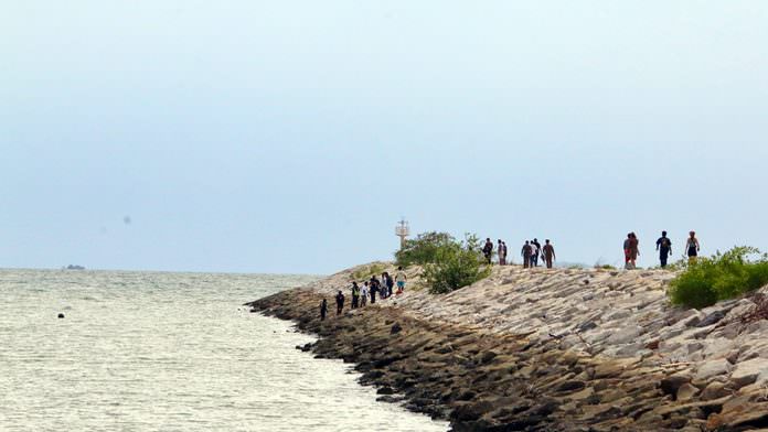 Kurwan Sanitrach’s body was found on the breakwater at Ban Amphur Beach.