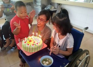 Fahsai’s birthday cake brings joy to the entire home.