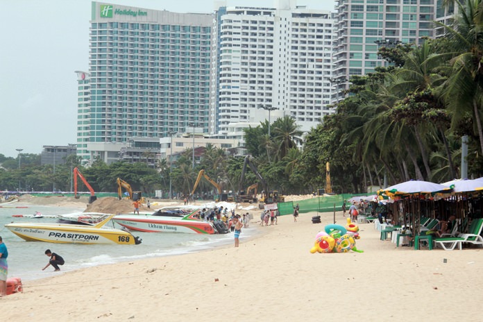 Hundreds of meters of Pattaya’s 2.8-kilometer shoreline have been completed.