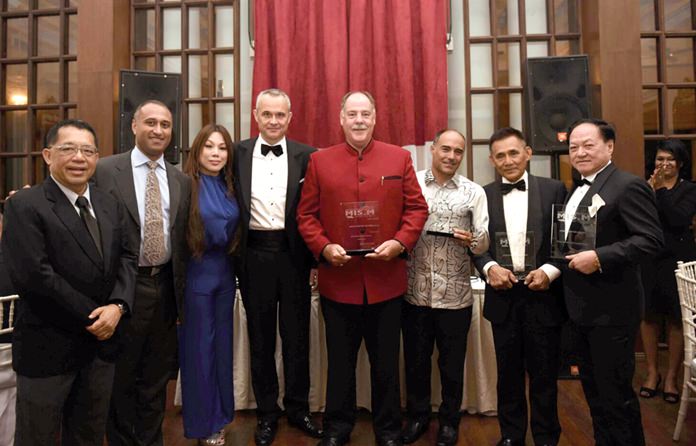 Philippe Guenat MD of PMG Marine Complex - Bakri Cono Shipyard receives the ‘Maritime Company of the Year 2015 (Asia)’ Award at the MIS.M Maritime International Showcase Malaysia.