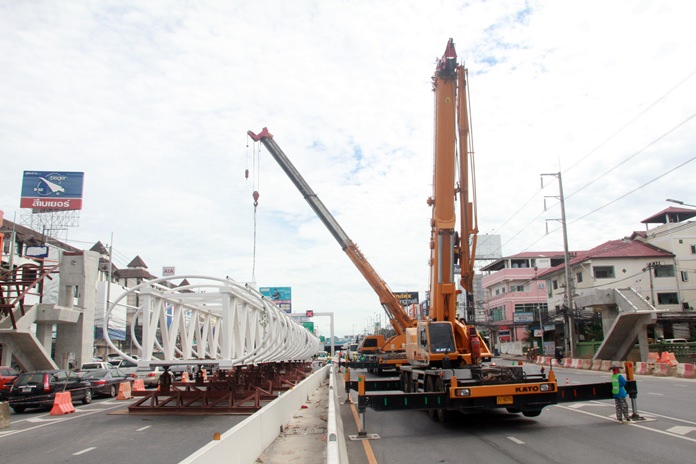Pattaya endured days of traffic chaos again as parts or all of Sukhumvit Road and the Central Road bypass tunnel were closed for construction of a wheelchair-accessible pedestrian bridge.