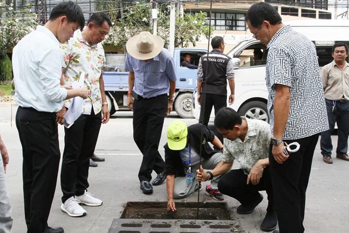 Pattaya’s deputy mayor is looking into the persistent flooding on Naklua Road and warned local business owners to stop littering.