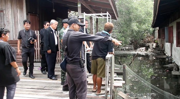 Deputy Mayor Ronakit Ekasingh said that demolitions planned for encroaching structures on the Nokyang Canal will be carried out as scheduled.