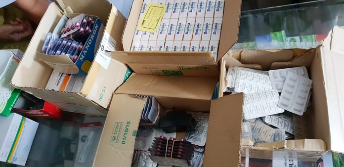 An elderly Sattahip woman was arrested for selling a mixture of cough syrup and pain relievers that sent two local teens to the hospital.