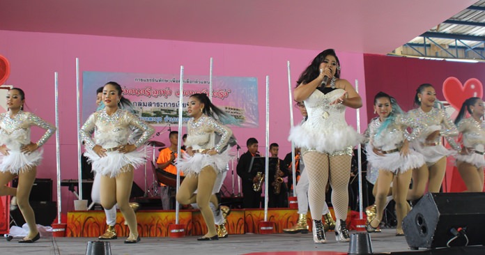 Students from 22 Chonburi schools competed in music, art and technology at Banglamung School’s Student Handicraft and Technology Fair.