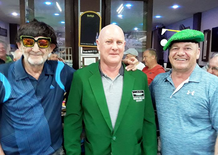 Martin Hoblyn (centre) with Len Jones (left) and Stan Stewart.