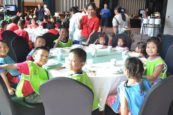 The Holiday Inn Pattaya was gracious enough to provide a special free breakfast - much to the enjoyment of the 20 plus children from Hand to Hand Foundation.
