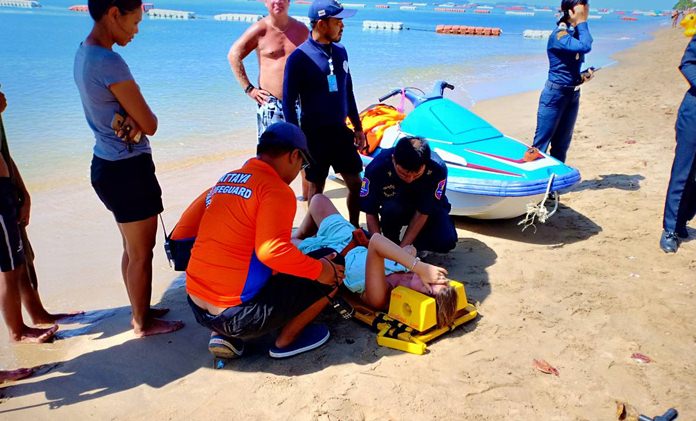 Wendy Wijmenga suffered a badly broken knee when hit by a jet ski on Jomtien Beach.
