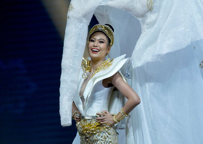 Sophida Kanchanarin competes for Thailand during the Miss Universe pageant, Monday, Dec. 10, 2018. (AP Photo/Gemunu Amarasinghe)