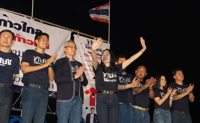 Red-shirt offshoot party Thai Raksa Chart launched its election campaign in the east during Christmas week, announcing Nichanan Wangkaard as their Chonburi candidate for the lower house.