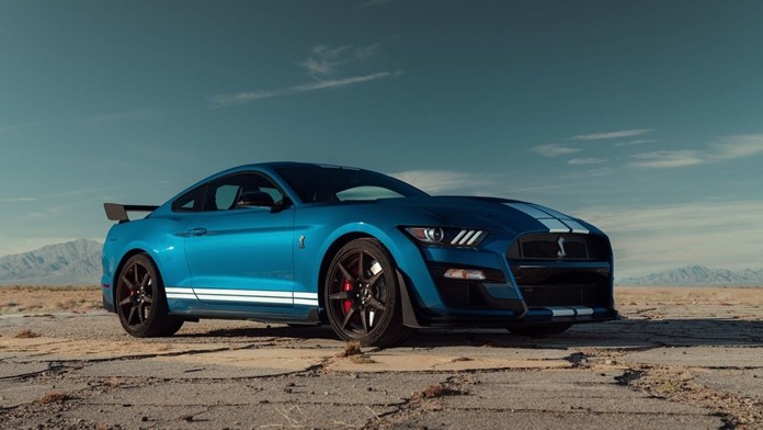 Mustang with a hair dryer.