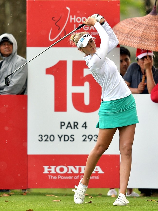 Nelly Korda of the USA plays from the 15th tee during the final round of the Honda LPGA Thailand 2019. (Photo/Naratip Golf Srisupab/SEALs Sports Images)