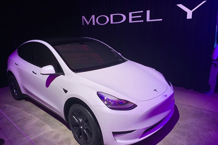 Tesla Model Y.