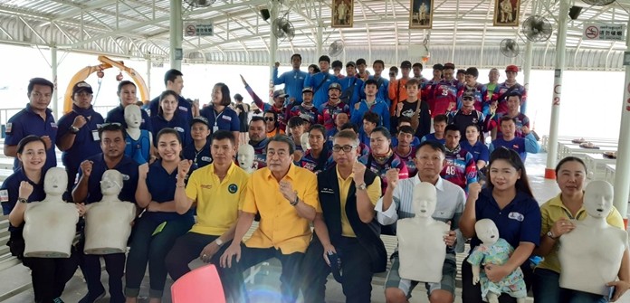 Pattaya Deputy Mayor Ronakit Ekasingh presides over Bangkok Hospital Pattaya’s first aid lessons to boat operators and lifeguards on Koh Larn cosponsored by city hall.