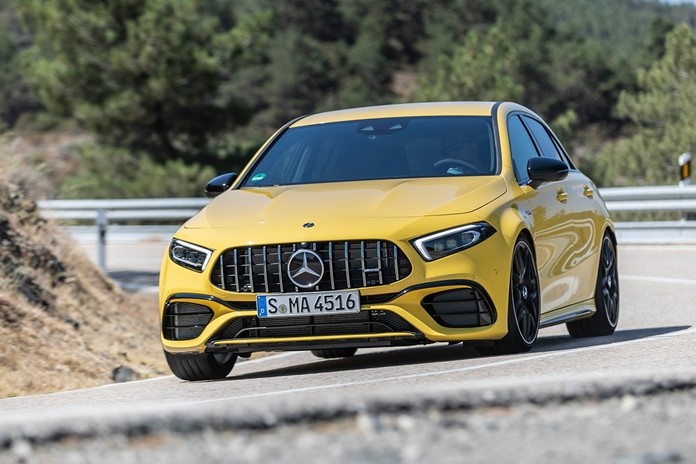 Mercedes AMG A 45.