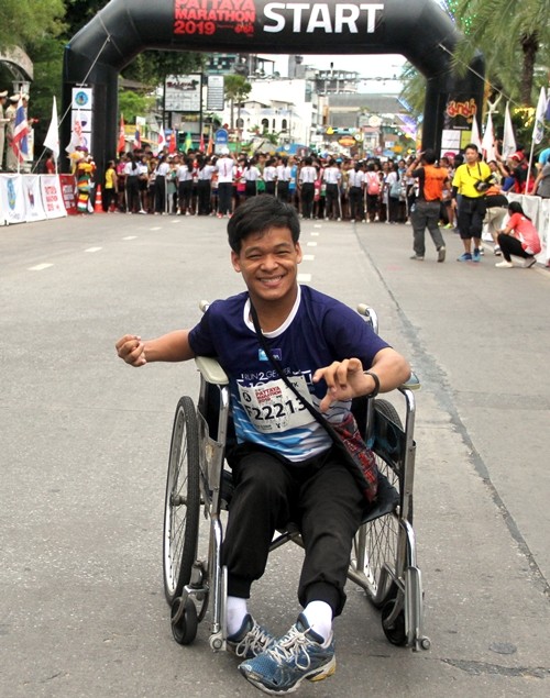 A young man with cerebral palsy and with the use of just one foot showed a ton of guts and courage to finish the course without any assistance.