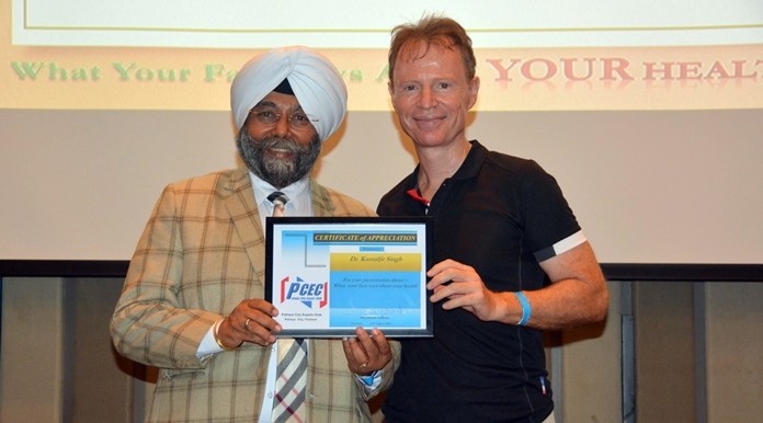 MC Ren Lexander presents the PCEC’s Certificate of Appreciation to Dr. Kamal for his interesting and enlightening talk.