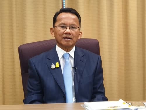 Justice Minister, Somsak Thepsuthin.