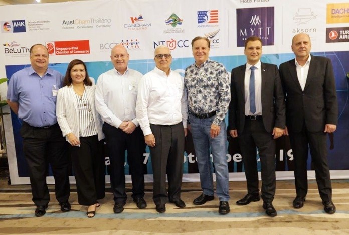 Host of the evening Dr. Roland Wein, GTCC director, with leaders of the business community and heads of international chambers of commerce in Thailand.