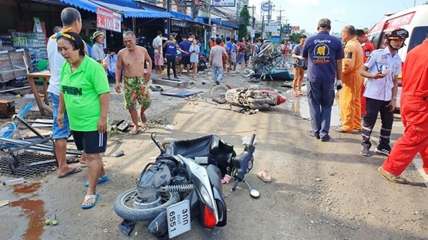 Five people were injured, four females and one male, during the mayhem when a navy officer on his way to work dozed off behind the wheel, swerved off the road, and plowed through motorcycles and food stalls.
