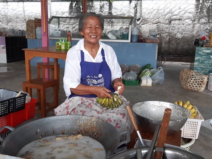 Auntie Lek is handing out free vegetarian dishes during the Vegetarian Festival this week.