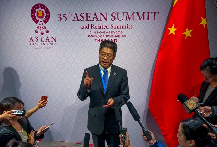 Chinese Vice Foreign Minister Le Yucheng speaks to reporters during ASEAN summit in Nonthaburi, Thailand, Monday, Nov. 4, 2019. (AP Photo/Johnson Lai )